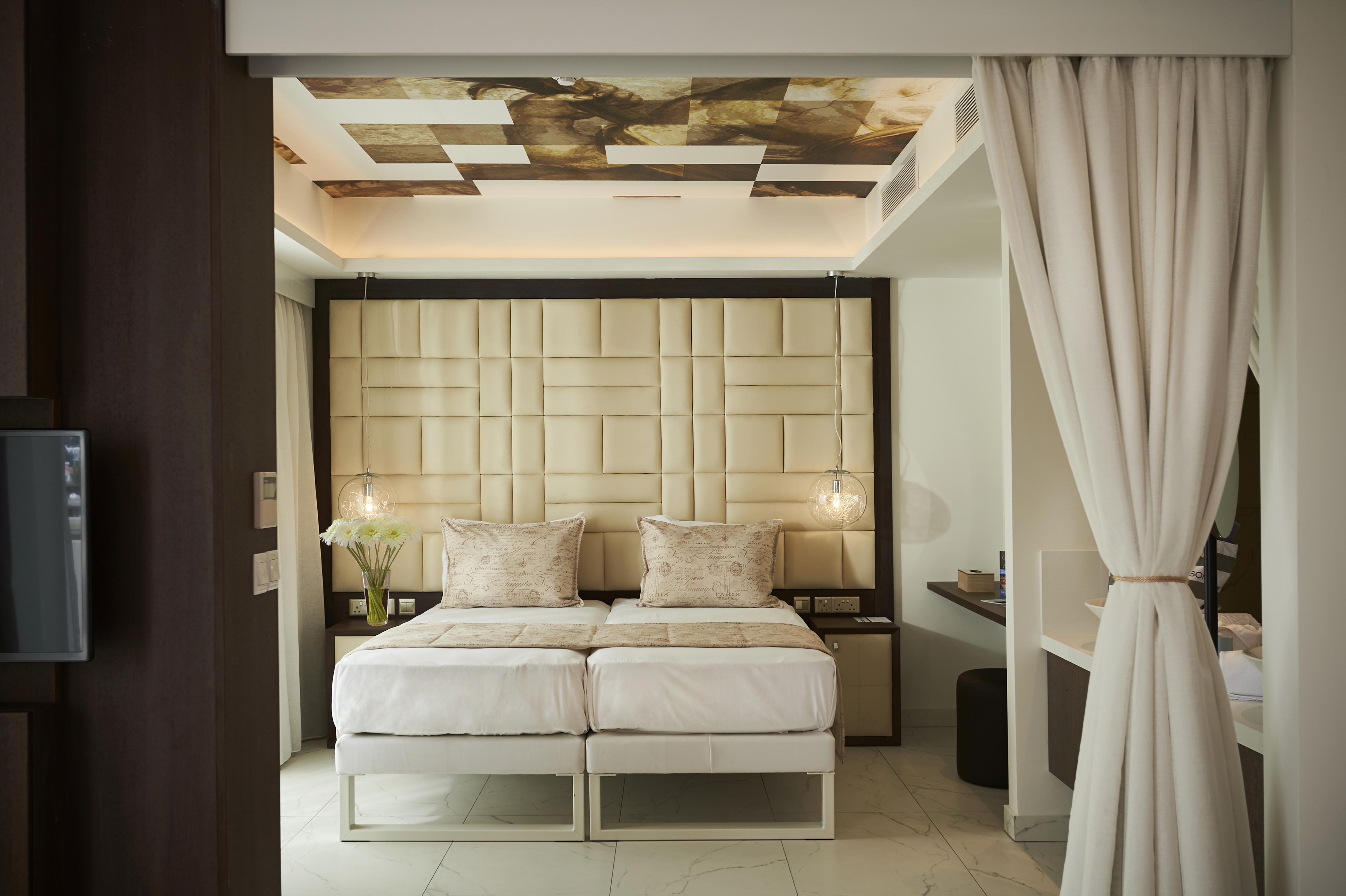 King Jason Paphos - Designed For Adults By Louis Hotels Екстериор снимка
