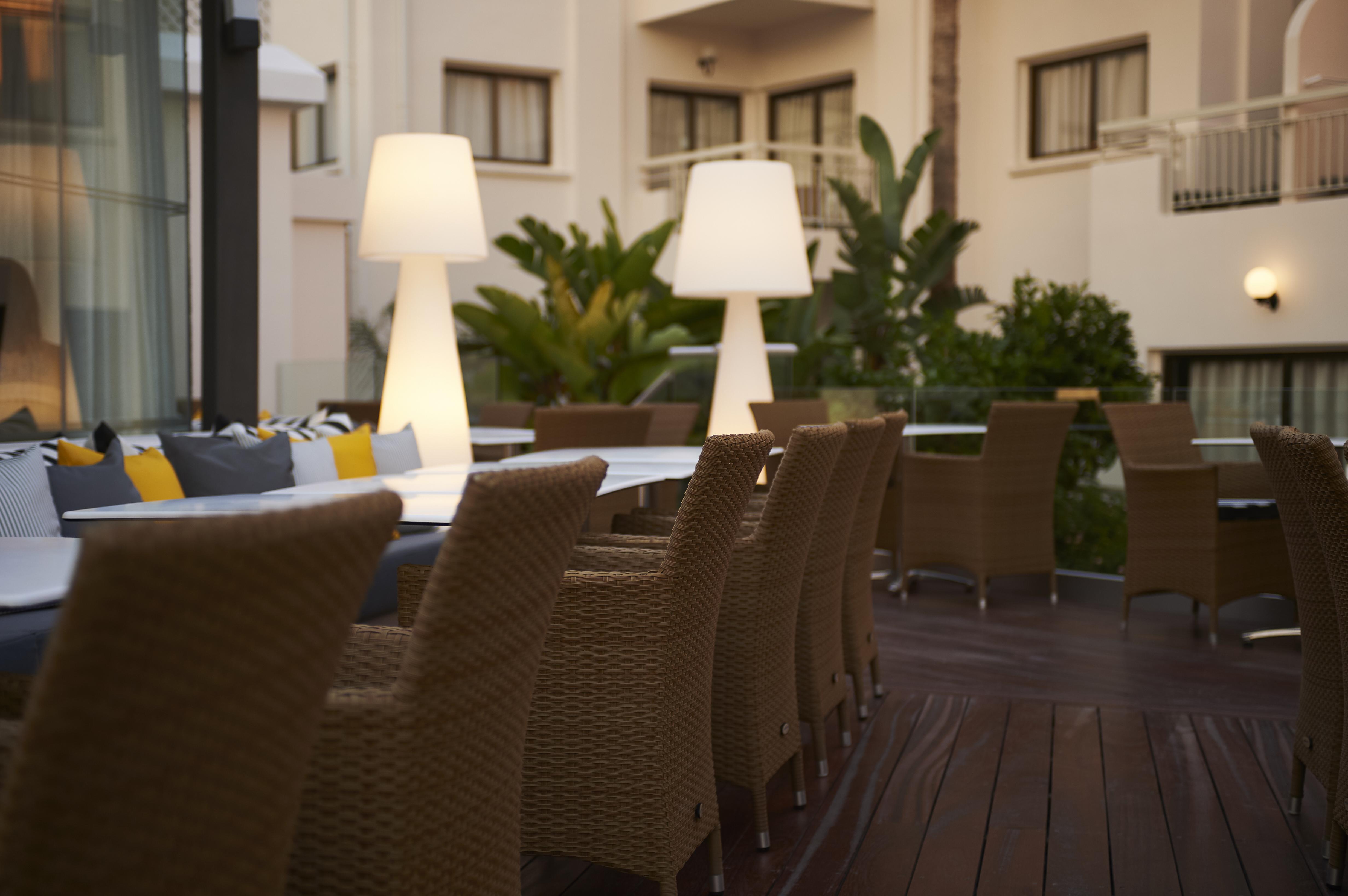 King Jason Paphos - Designed For Adults By Louis Hotels Екстериор снимка