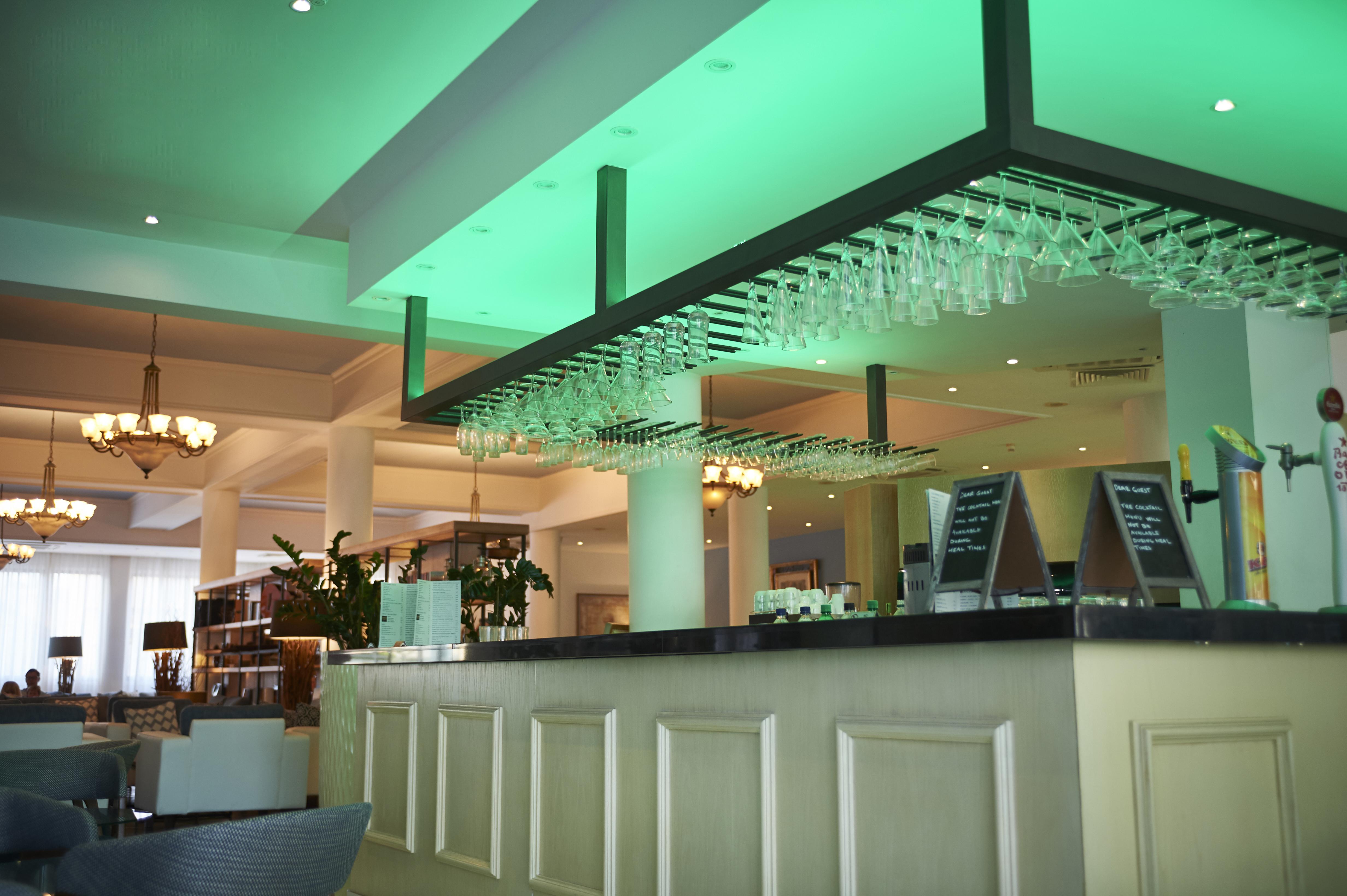 King Jason Paphos - Designed For Adults By Louis Hotels Екстериор снимка
