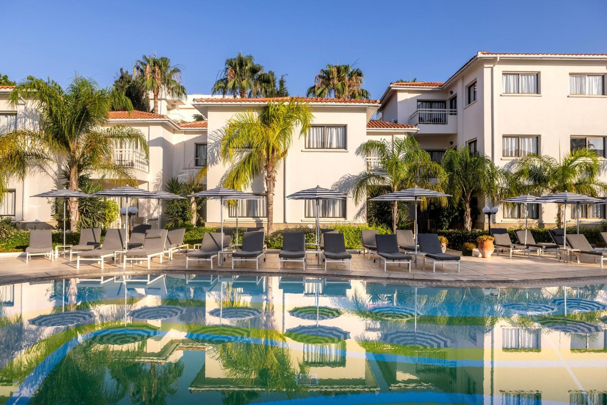 King Jason Paphos - Designed For Adults By Louis Hotels Екстериор снимка