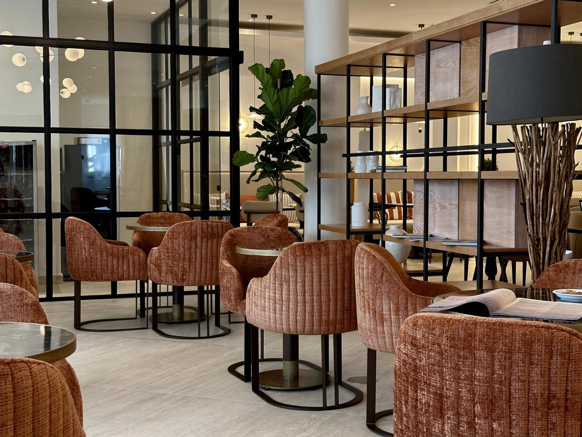 King Jason Paphos - Designed For Adults By Louis Hotels Екстериор снимка