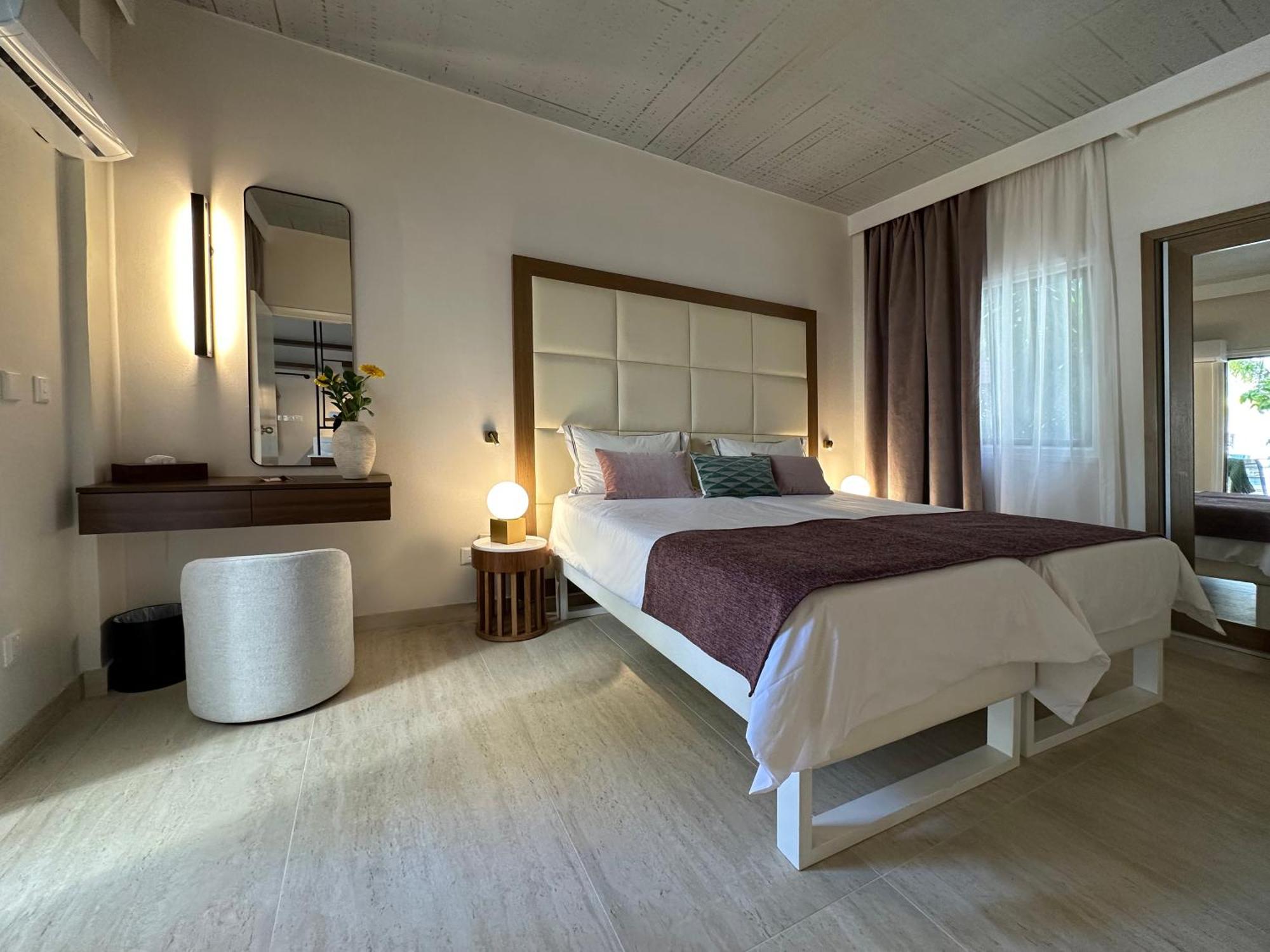 King Jason Paphos - Designed For Adults By Louis Hotels Екстериор снимка