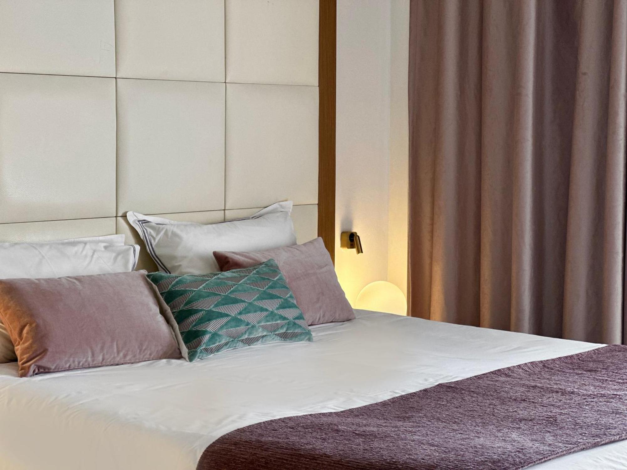 King Jason Paphos - Designed For Adults By Louis Hotels Екстериор снимка